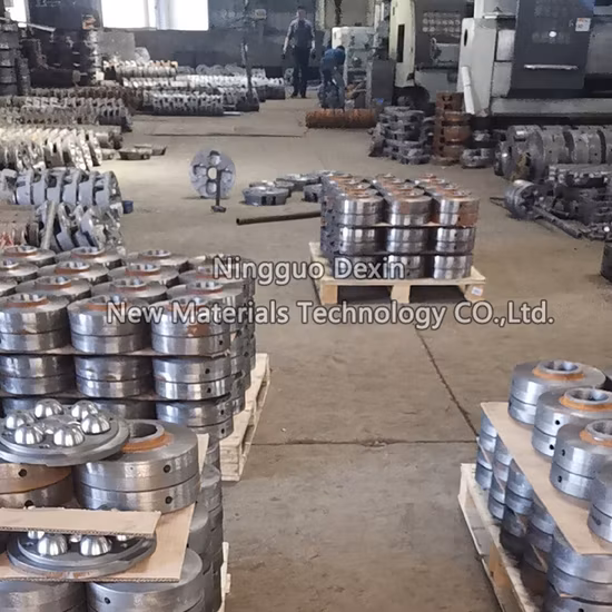 Stampo in metallo con sfera di macinazione cromata